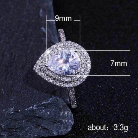 TEARDROP 925 STERLING SILVER PEAR CUT DIAMOND RING - Picture 5 of 5